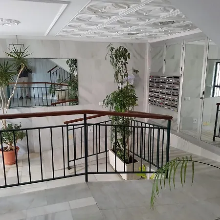 Luxury Beachfront With Pool * פואנגירולה