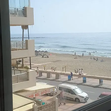 Luxury Beachfront With Pool פואנגירולה